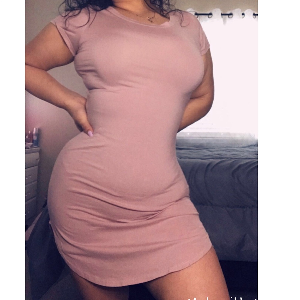 SOLD T-shirt mauve mini dress 💕
